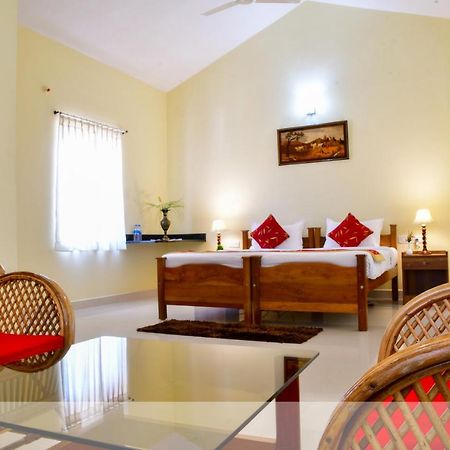 Cauvery Suites Мадікері Екстер'єр фото