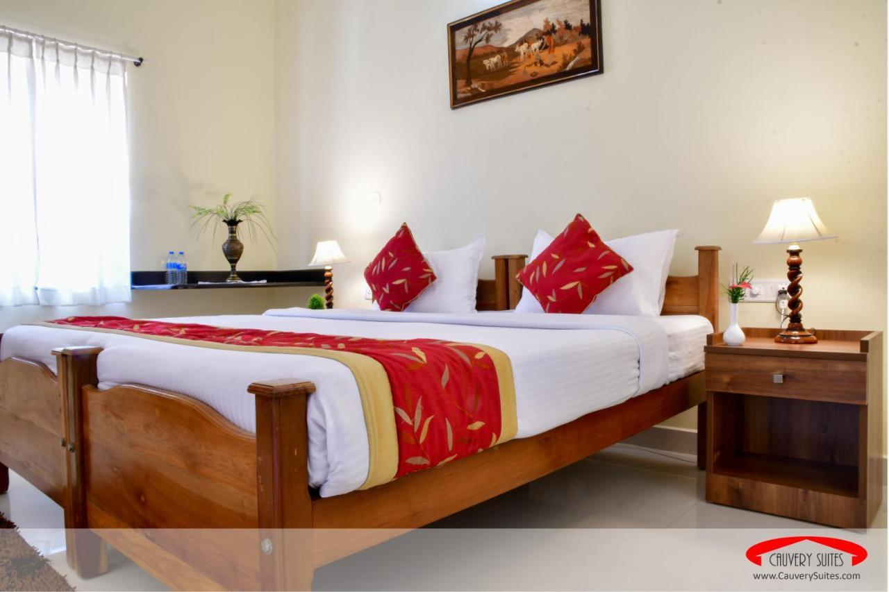 Cauvery Suites Мадікері Екстер'єр фото